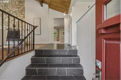 6435 SW 90th Ave, Portland, OR 97223 - Photo 2