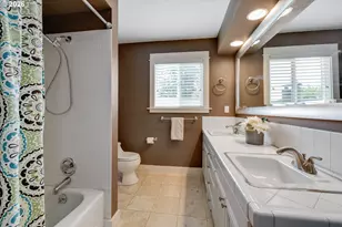 6435 SW 90th Ave, Portland, OR 97223 - Photo 16