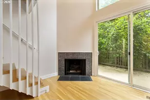 839 SW Broadway Dr, Portland, OR 97201 - Photo 8