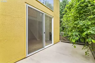 839 SW Broadway Dr, Portland, OR 97201 - Photo 30