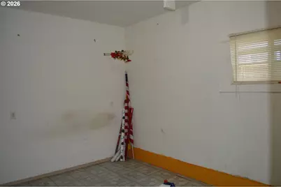 641 SE 148th Ave, Portland, OR 97233 - Photo 12