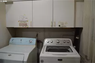 641 SE 148th Ave, Portland, OR 97233 - Photo 18
