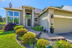 13577 SW 74th Ave, Tigard, OR 97223 - Photo 2