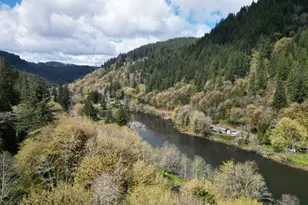 11211 Hwy 36, Mapleton, OR 97453 - Photo 2