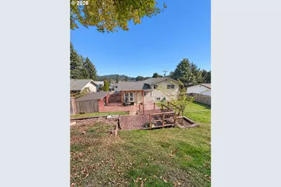 460 Westmont Dr, Reedsport, OR 97467 - Photo 32