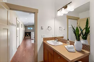 591 NE Grandview Blvd, White Salmon, WA 98672 - Photo 16