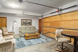 863 Fairway View Dr, Eugene, OR 97401 - Photo 28