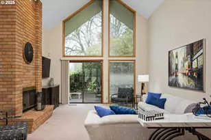 863 Fairway View Dr, Eugene, OR 97401 - Photo 8