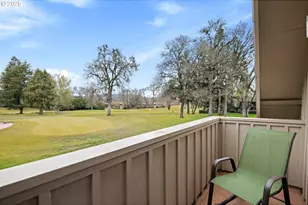 863 Fairway View Dr, Eugene, OR 97401 - Photo 30