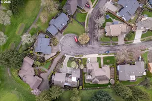 863 Fairway View Dr, Eugene, OR 97401 - Photo 36