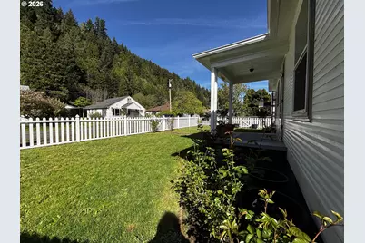 46788 Sunset Ave, Westfir, OR 97492 - Photo 4