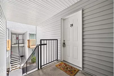 217 NE 146th Ave #39, Portland, OR 97230 - Photo 2
