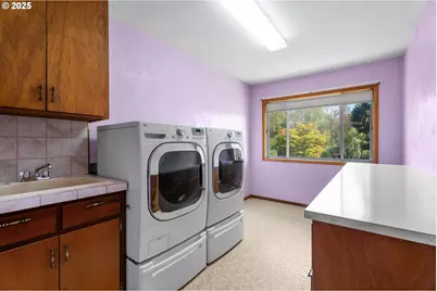 15895 Old Butteville Rd NE, Woodburn, OR 97071 - Photo 16