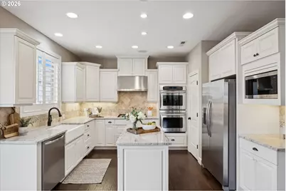 2724 Ridge Ln, West Linn, OR 97068 - Photo 12