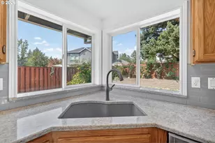 443 NE Lenox St, Hillsboro, OR 97124 - Photo 20