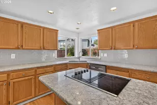 443 NE Lenox St, Hillsboro, OR 97124 - Photo 18