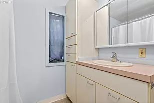 90245 Sheffler Rd, Elmira, OR 97437 - Photo 16