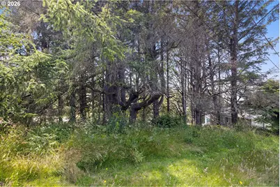 9300 NE Port Dr, Lincoln City, OR 97367 - Photo 12