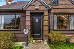 1822 SE 2nd St, Lincoln City, OR 97367 - Photo 6