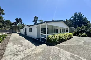 1601 Rhododendron Dr, Florence, OR 97439 - Photo 1