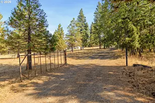 7000 7 Mile Hill Rd, The Dalles, OR 97058 - Photo 30