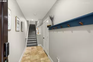 1902 NE 48th Way, Hillsboro, OR 97124 - Photo 2