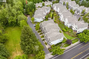 1902 NE 48th Way, Hillsboro, OR 97124 - Photo 34