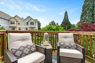 1902 NE 48th Way, Hillsboro, OR 97124 - Photo 8