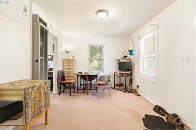 7245 NE Prescott St, Portland, OR 97218 - Photo 8