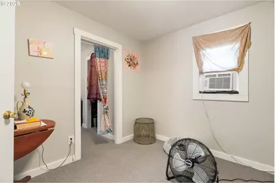 7245 NE Prescott St, Portland, OR 97218 - Photo 32