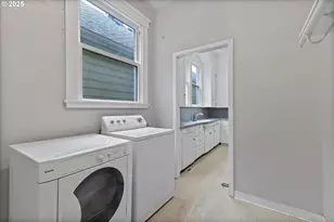 3527 SE Belmont St, Portland, OR 97214 - Photo 20