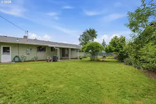 13657 SE Sherman Dr, Portland, OR 97233 - Photo 36