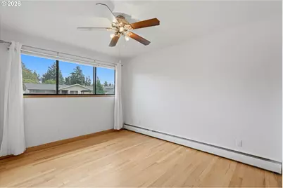13657 SE Sherman Dr, Portland, OR 97233 - Photo 20