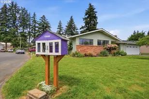13657 SE Sherman Dr, Portland, OR 97233 - Photo 2