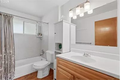 13657 SE Sherman Dr, Portland, OR 97233 - Photo 26