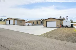 420 Asher St, Wasco, OR 97065 - Photo 2
