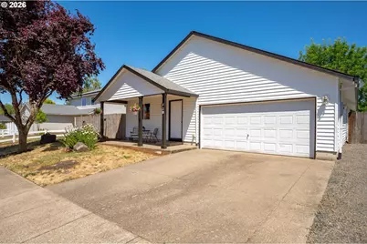 420 E Washington St, Carlton, OR 97111 - Photo 4