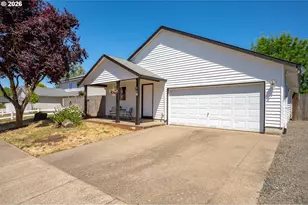 420 E Washington St, Carlton, OR 97111 - Photo 4