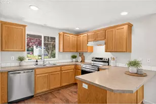 420 E Washington St, Carlton, OR 97111 - Photo 10