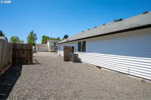 420 E Washington St, Carlton, OR 97111 - Photo 34