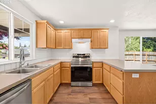 420 E Washington St, Carlton, OR 97111 - Photo 12