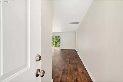 420 E Washington St, Carlton, OR 97111 - Photo 6