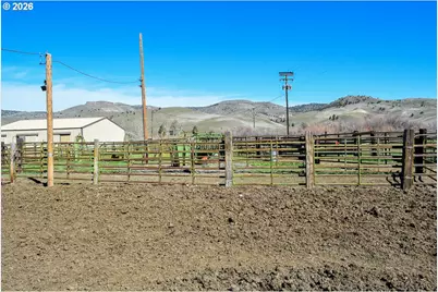 44011/43877 W Hwy 26, Dayville, OR 97825 - Photo 38
