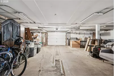 821 NW 16th Ave, Portland, OR 97209 - Photo 48