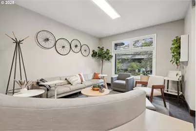 821 NW 16th Ave, Portland, OR 97209 - Photo 4