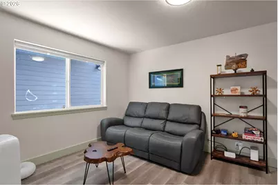 1733 Mill Aly, Eugene, OR 97401 - Photo 4