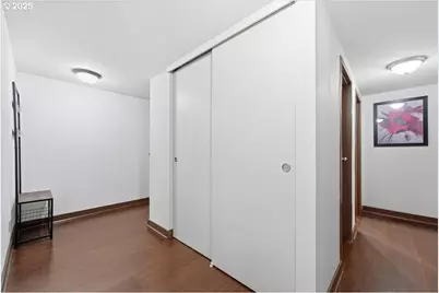 255 SW Harrison St #1B, Portland, OR 97201 - Photo 8