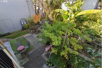 8031 E Burnside St, Portland, OR 97215 - Photo 42