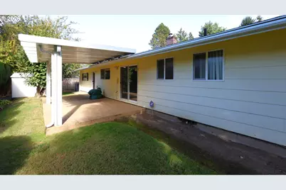 10101 SE 49th Ave, Milwaukie, OR 97222 - Photo 16
