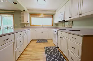 10101 SE 49th Ave, Milwaukie, OR 97222 - Photo 4